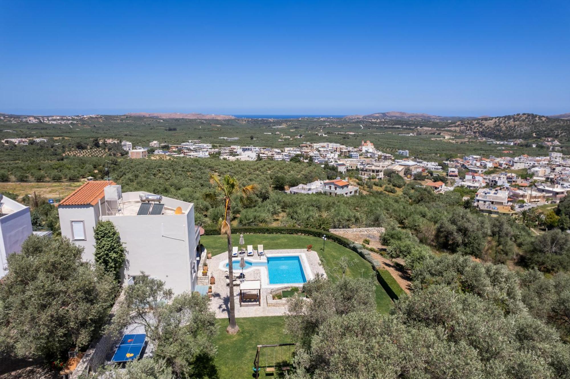 Villa Elisabeth Perama  Exterior photo