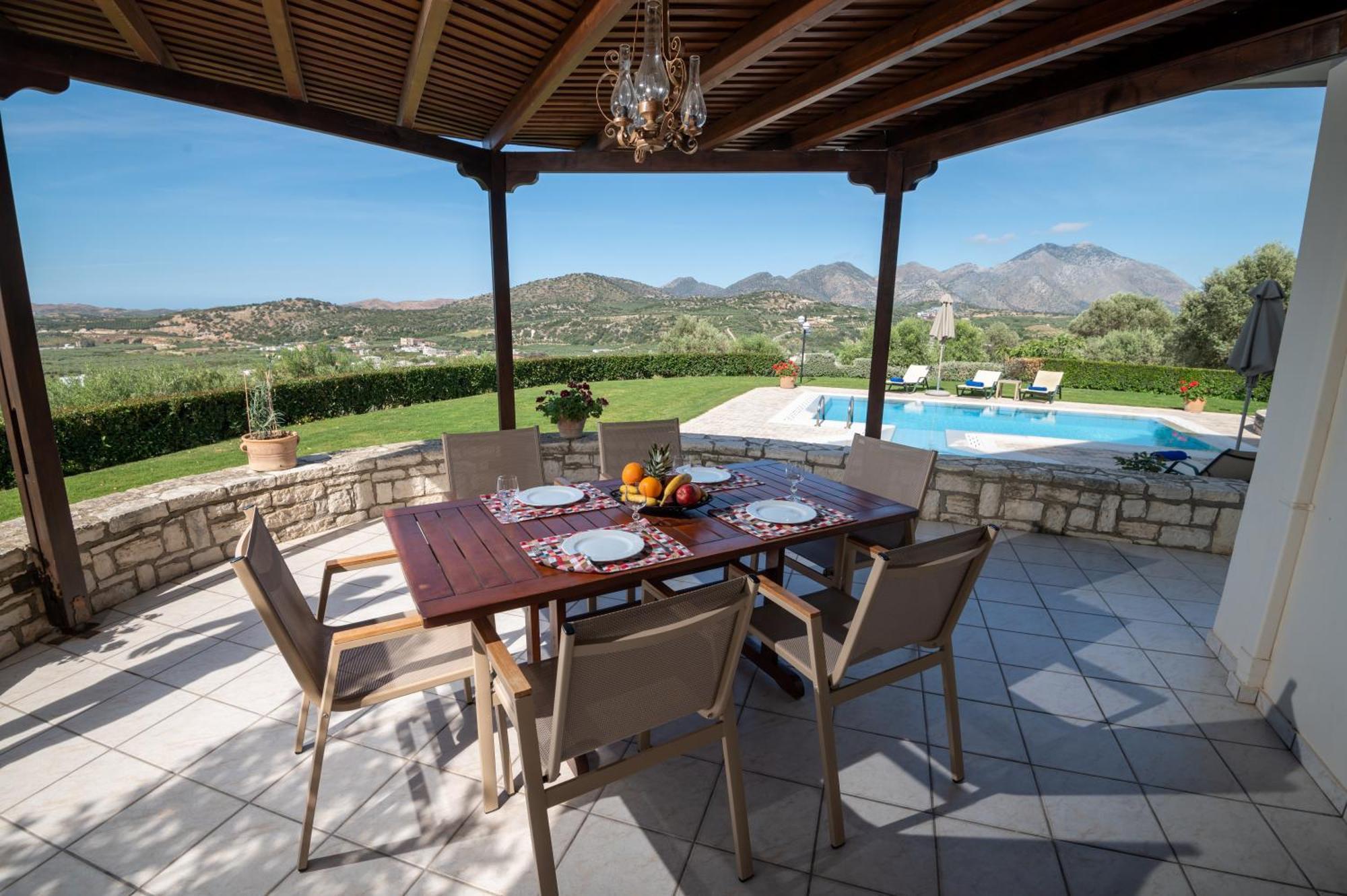 Villa Elisabeth Perama  Exterior photo