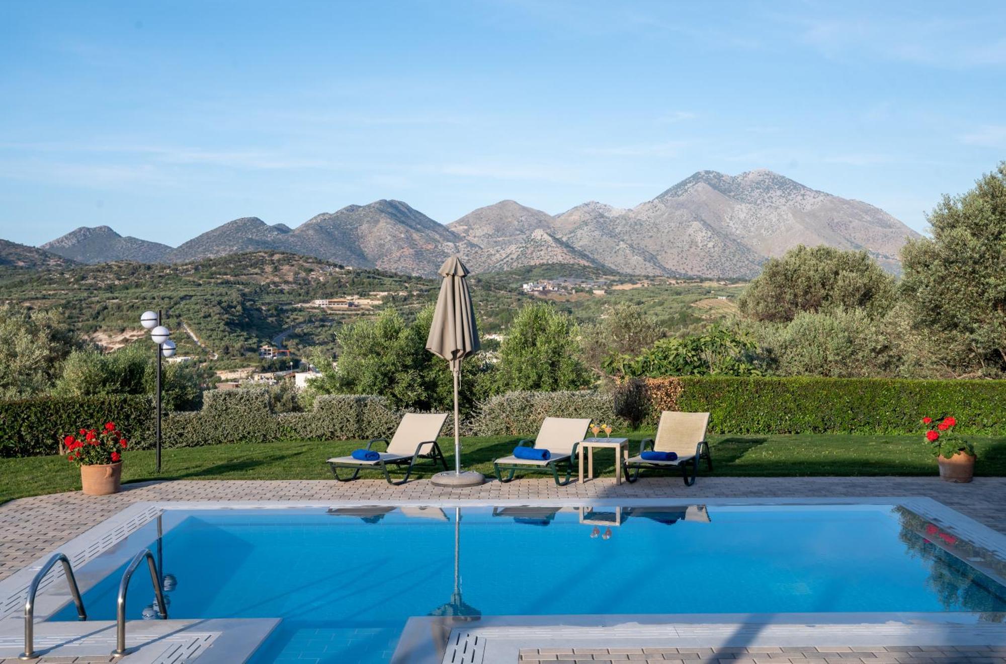 Villa Elisabeth Perama  Exterior photo